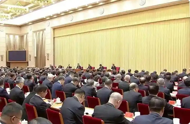 �ߌӶ��{��ʮ���塱�Gɫ·��